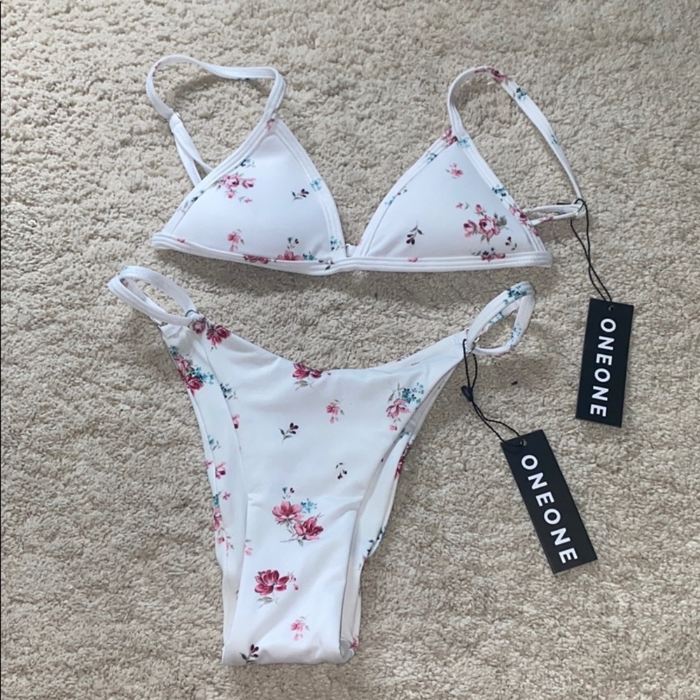 One One bikini